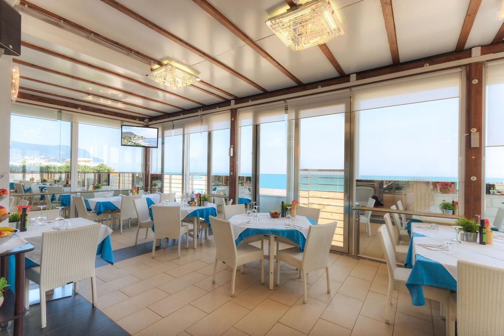 Il Conero Mare Aparthotel Numana Luaran gambar